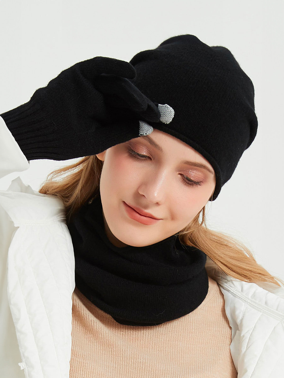 Cache-cou en laine mérinos, douceur naturelle, chaleur respirante, design sans couture, confort léger, style unisexe, modèle Freya