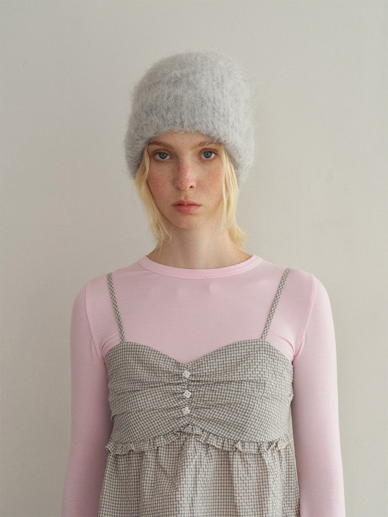 Bonnet en laine mohair d'alpaga duveteux, toucher doux et chaud, look épuré et moderne, couleur unie ou contrastée, parfait pour l’hiver, modèle Skia