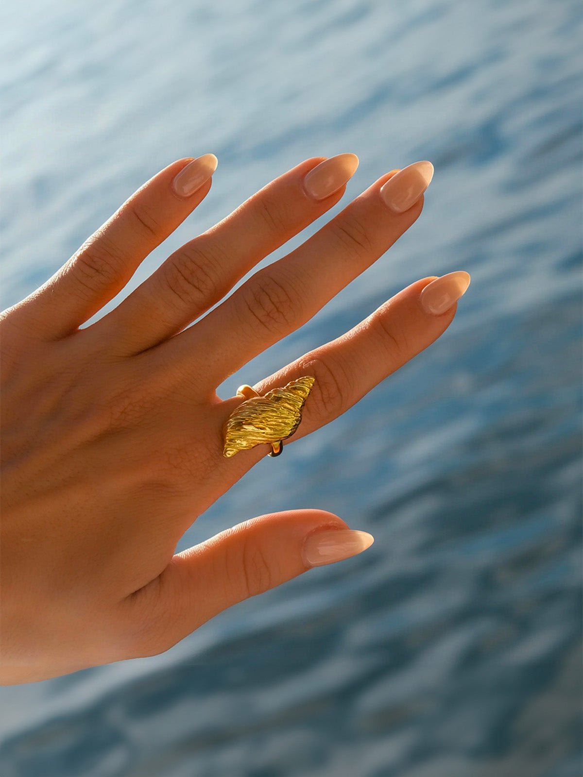 Bague coquillage dorée, bijou mer, style vacance, acier inoxydable, inspiration océan, modèle Dorothée - Bague - Or