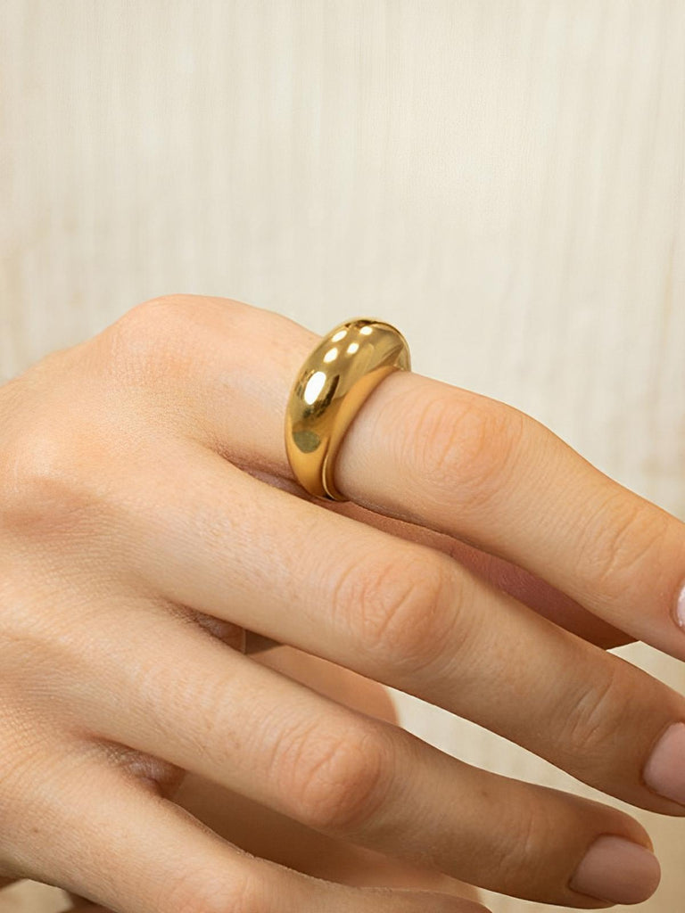 Bague femme acier inoxydable, design arc moderne, style géométrique, minimaliste chic, bijou quotidien, modèle Harini - Bague - Or XXS