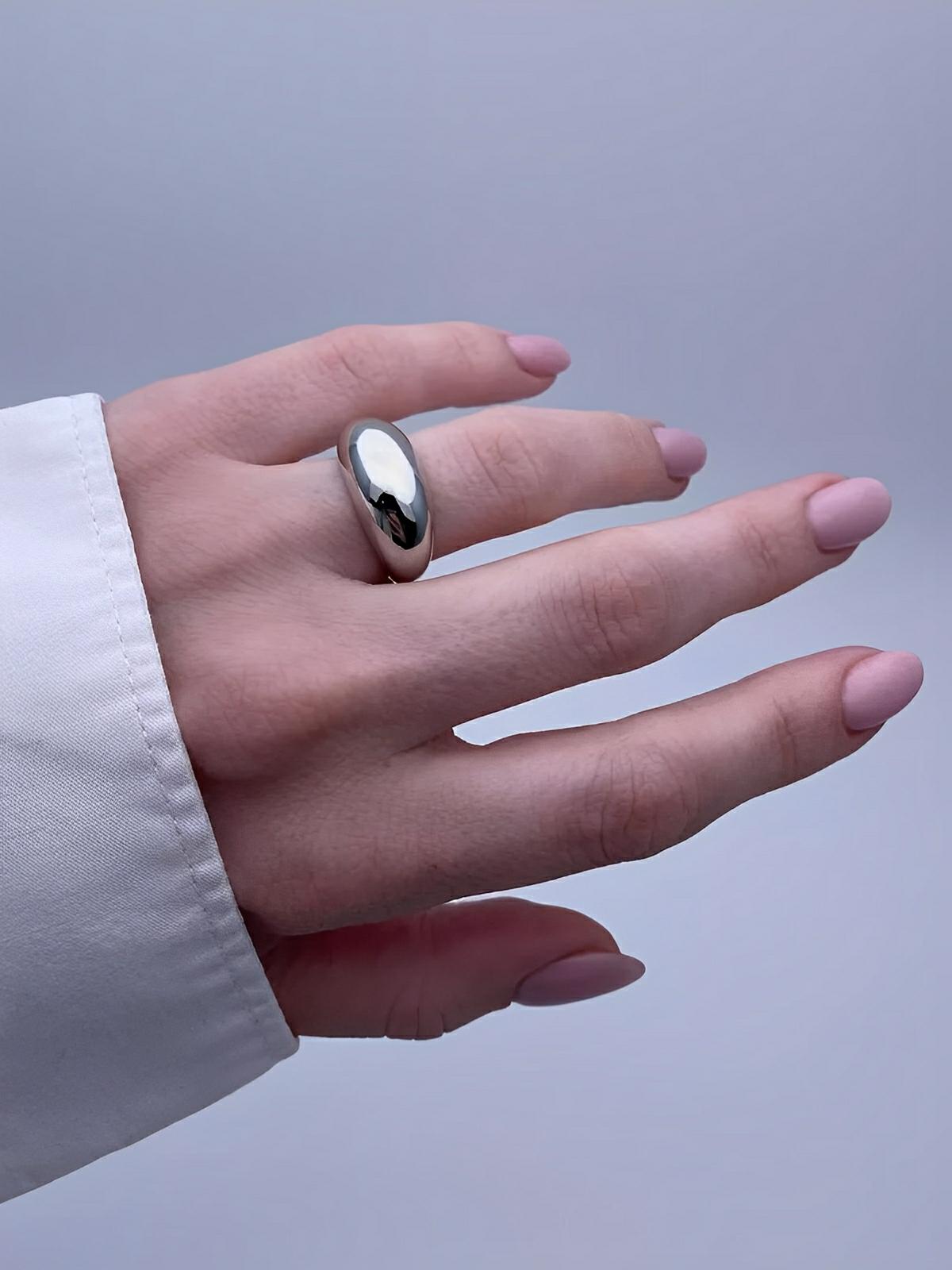 Bague femme acier inoxydable, design arc moderne, style géométrique, minimaliste chic, bijou quotidien, modèle Harini - Bague - Argent XXS