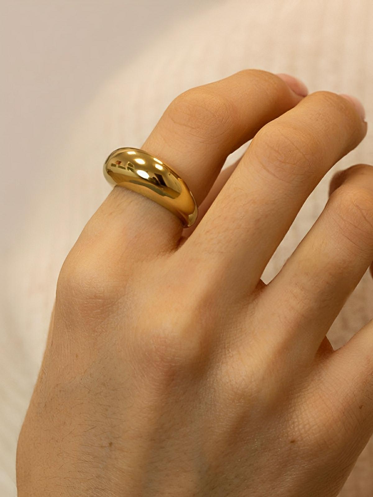 Bague femme acier inoxydable, design arc moderne, style géométrique, minimaliste chic, bijou quotidien, modèle Harini - Bague - Or XXS