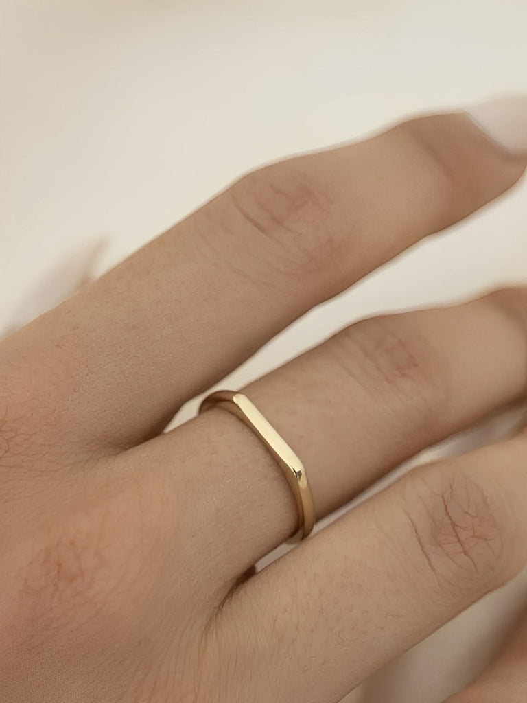 Bague femme géométrique, acier inoxydable, plaquée or 14K, design minimaliste, style moderne, modèle Ivane - Bague - Or XXS