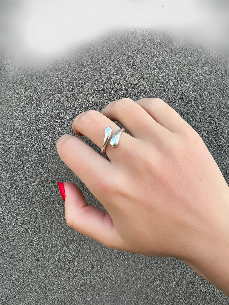 Bague ouverte en acier inoxydable, design goutte d'eau, finition or 18K, ajustable femme, style tendance, modèle Iris - Bague - Argent S