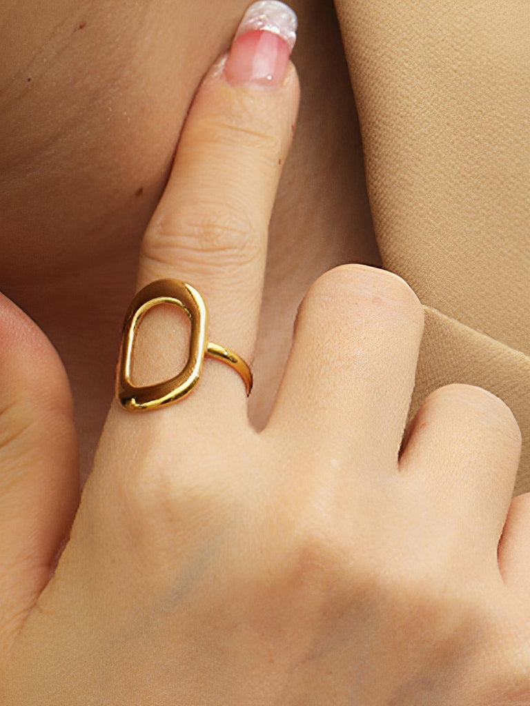 Bague ouverte femme, acier inoxydable, motif ovale creux, style ins, or 18 carats, style européen et américain, modèle Kornelia - Bague - Or S