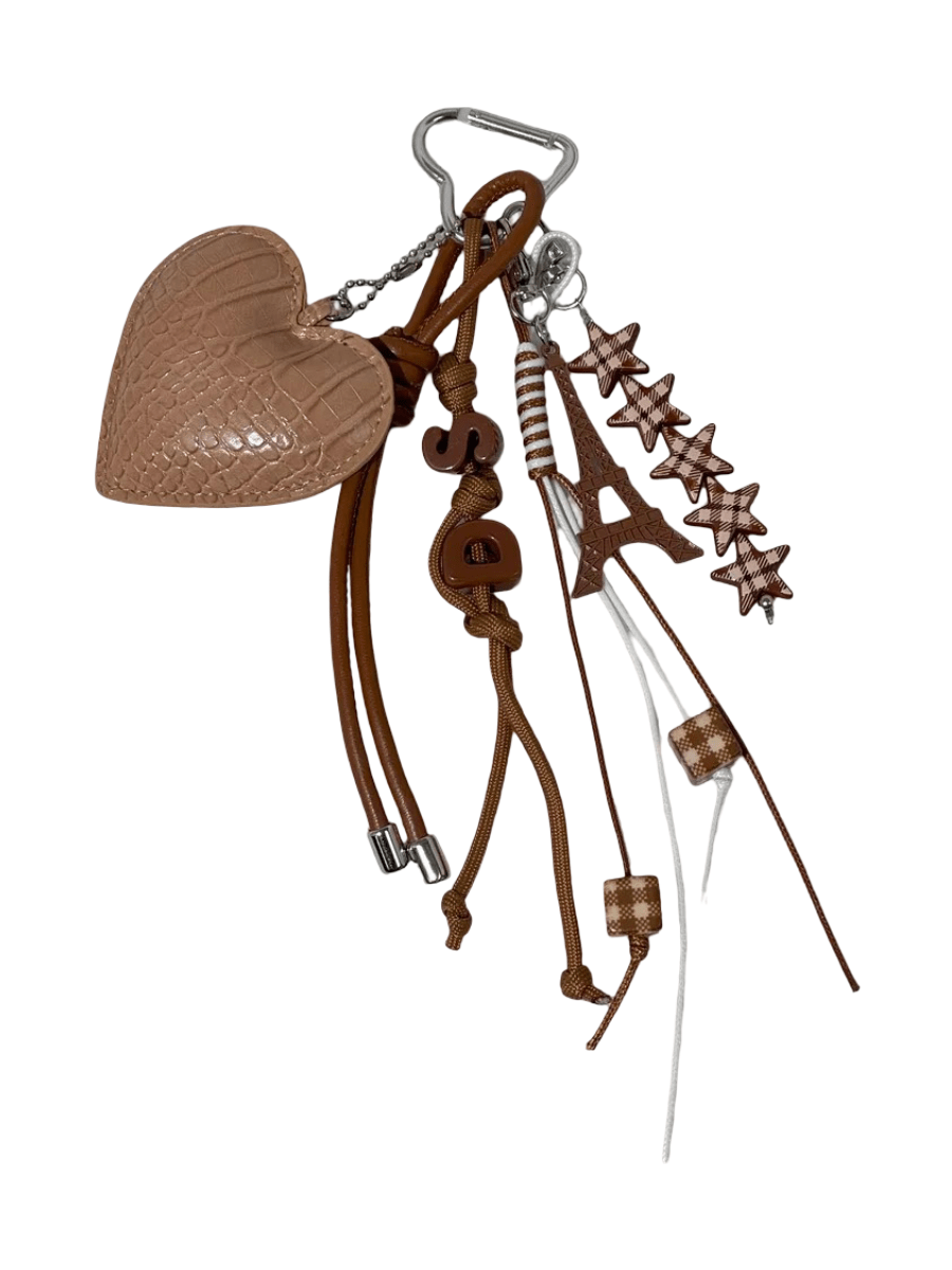 Bijou de sac cœur croco, tour Eiffel, pampilles tressées, breloques étoile, mousqueton cœur, modèle Viana - Bijoux de sac - Marron