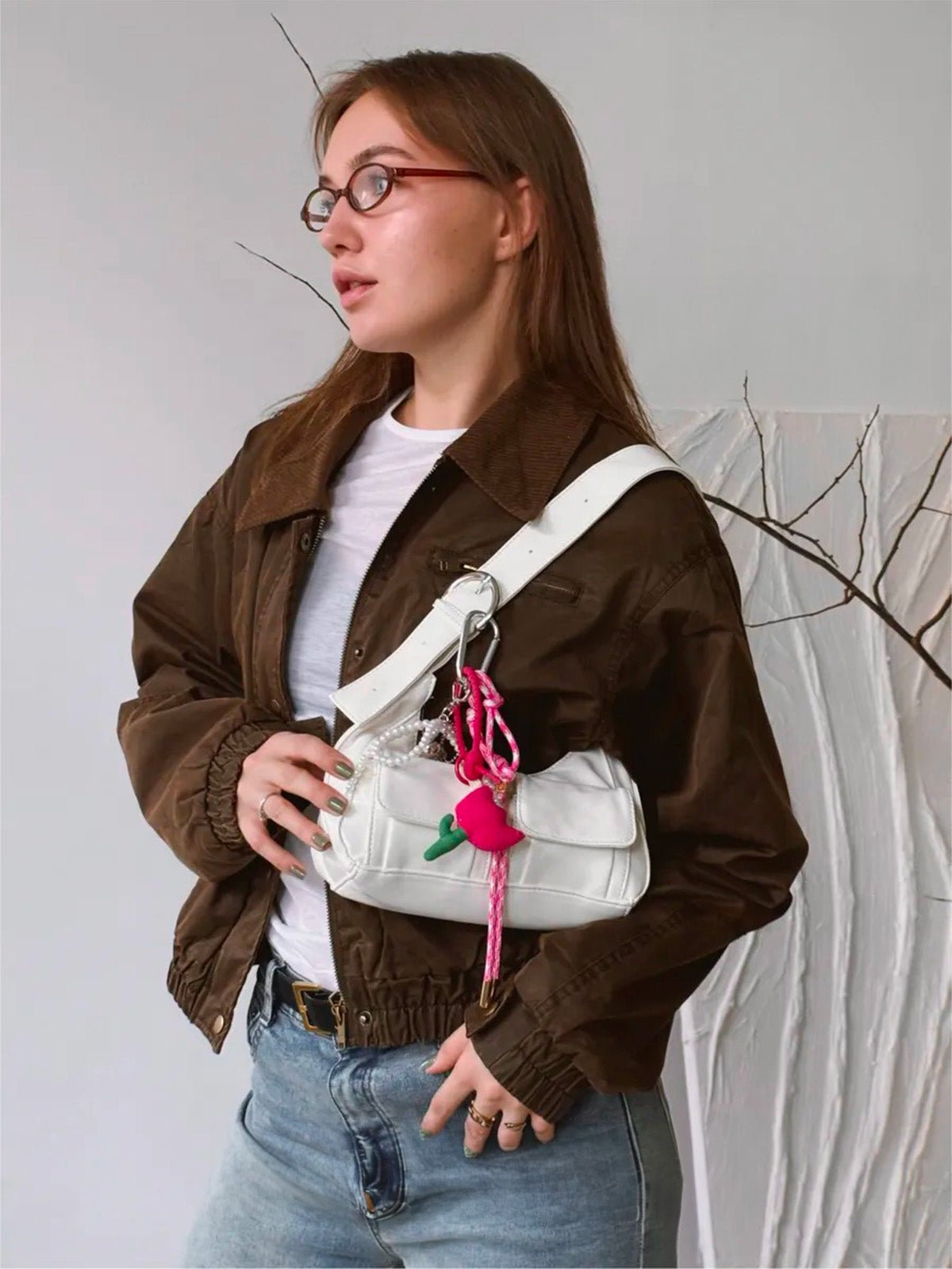 Bijou de sac rose, tulipe rembourrée, perles blanches, cœur argenté, corde tressée, modèle Risa - Bijoux de sac - Rose