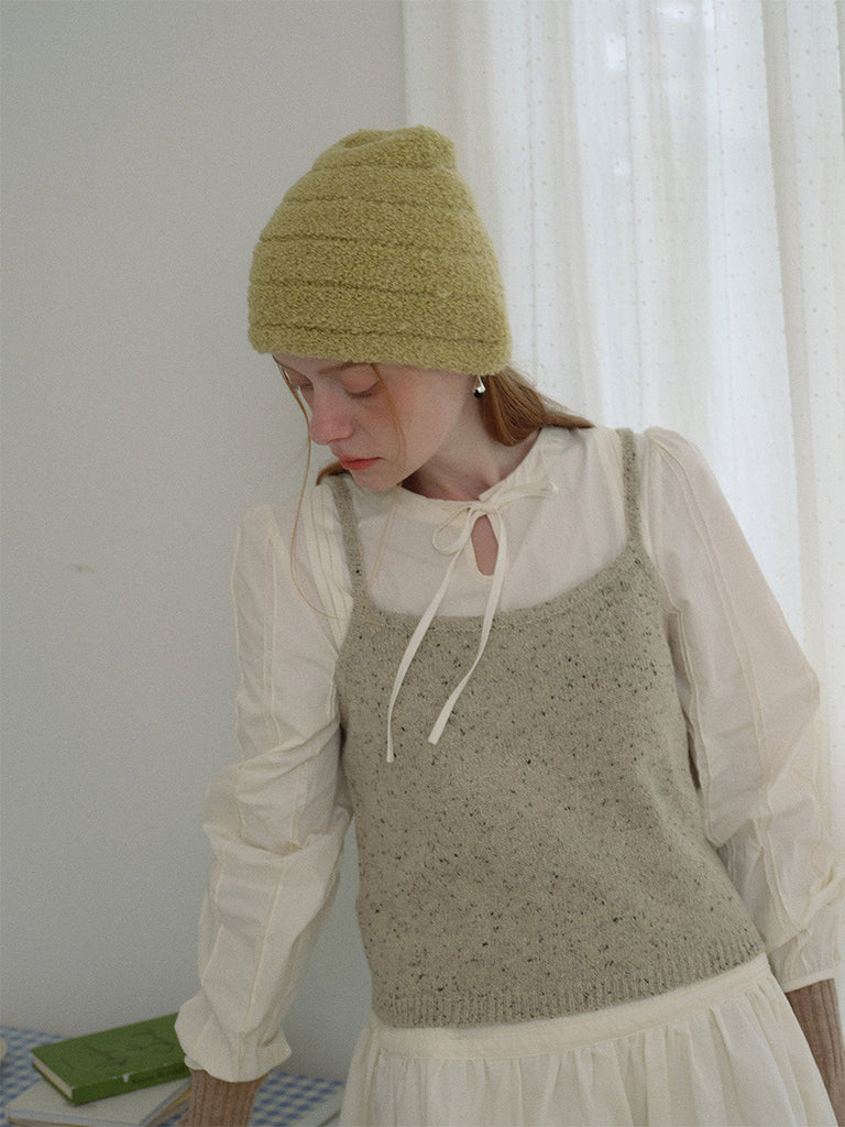 Bonnet chaud femme hiver, accessoire maille texturée, laine bouclette confortable, couvre - chef doux et ample, style unisexe tendance, look streetwear hiver, modèle Bernie - Bonnets - Vert