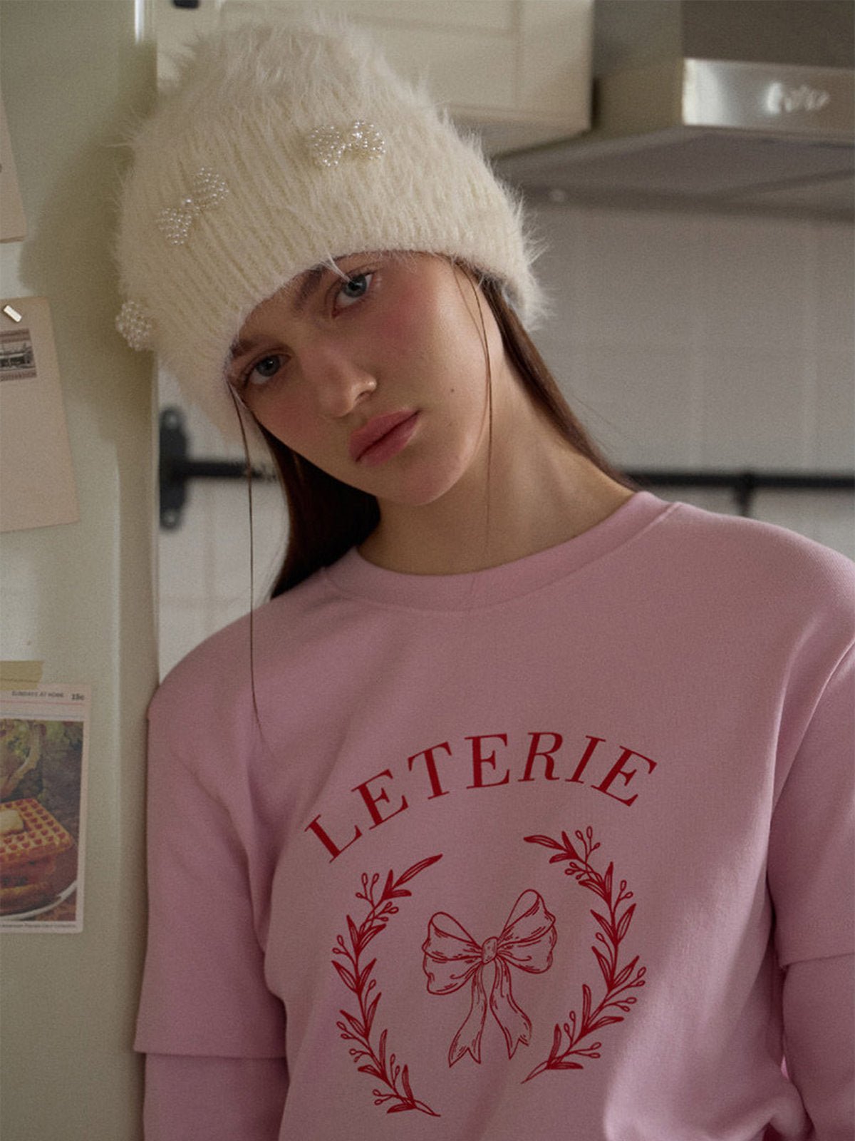 Bonnet doux en tricot, perles fantaisie, effet duveteux, style streetwear, hiver chaud, coupe arrondie, sans visière, accessoire mode fille, modèle Fenzie - Bonnets - Blanc