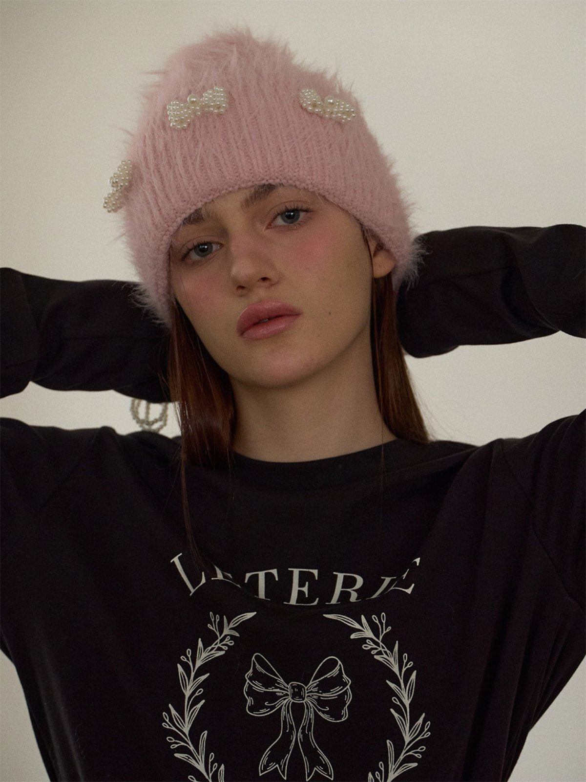 Bonnet doux en tricot, perles fantaisie, effet duveteux, style streetwear, hiver chaud, coupe arrondie, sans visière, accessoire mode fille, modèle Fenzie - Bonnets - Rose