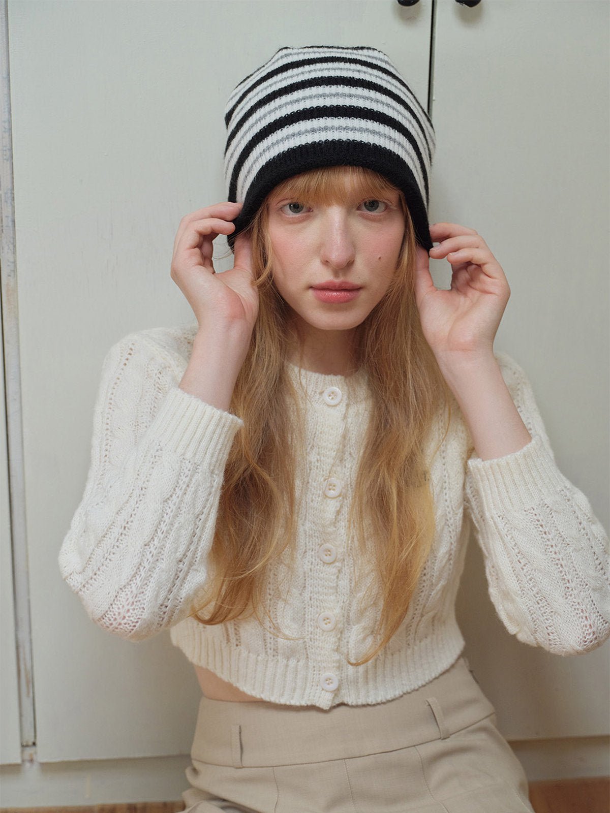 Bonnet rayé femme hiver, bonnet tricoté doux, bonnet chaud sans doublure, bonnet unisexe mode, bonnet en maille streetwear, modèle Tridy - Bonnets - Noir