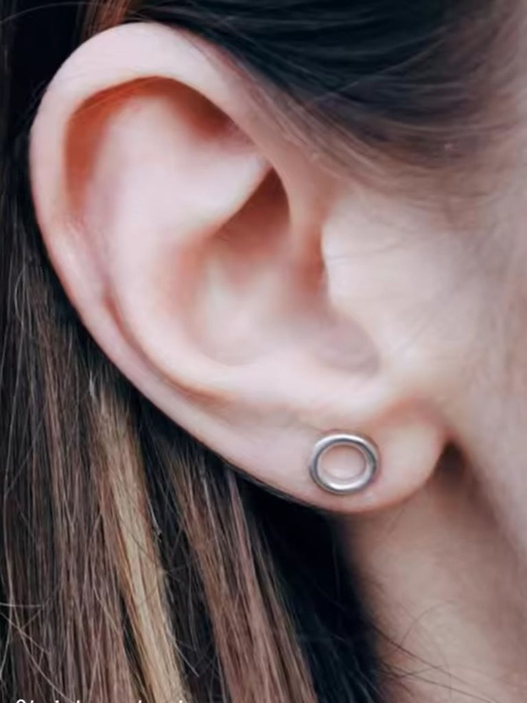 Boucles d’oreilles clip acier inoxydable, géométriques modernes, sans perçage, plaqué or, style européen américain, modèle Nelly - Boucles d'oreilles - Argent 30 mm