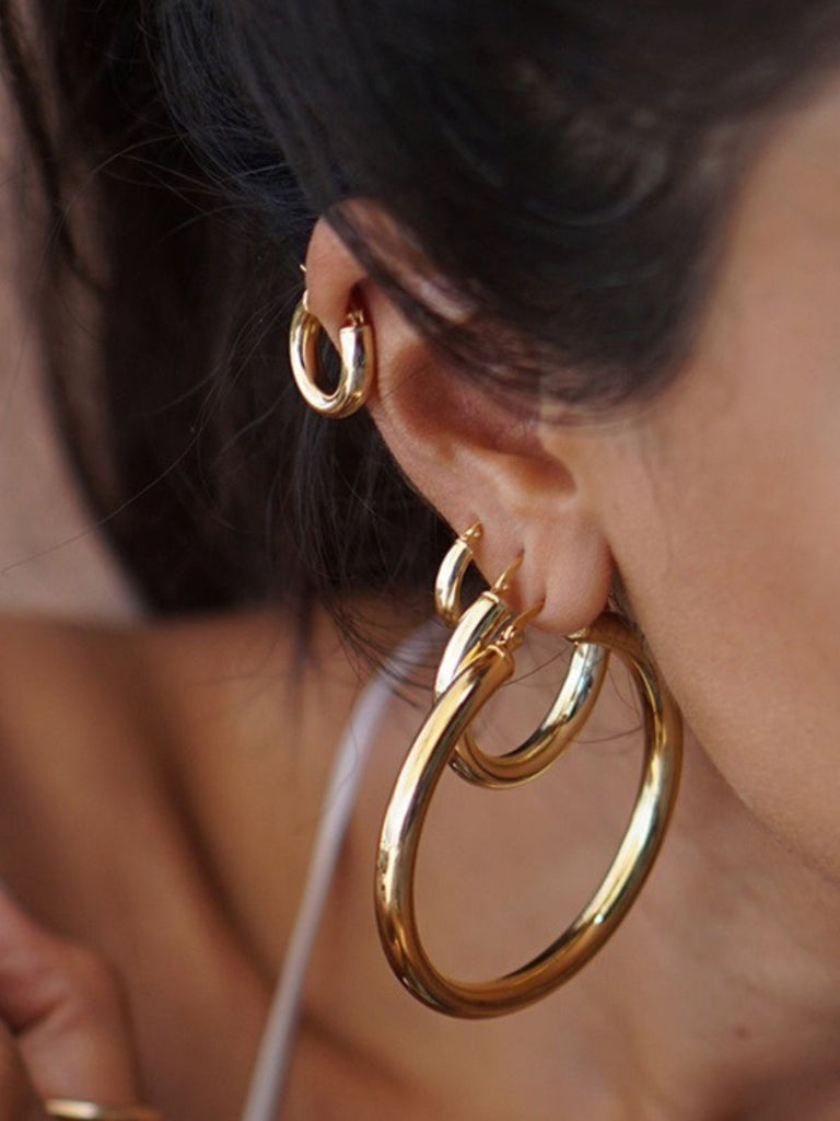 Boucles d'oreilles créoles rondes acier inoxydable, look minimaliste, style européen américain, finition or ou argent, trois tailles disponibles, modèle Uguette - Boucles d'oreilles - Or 24 mm