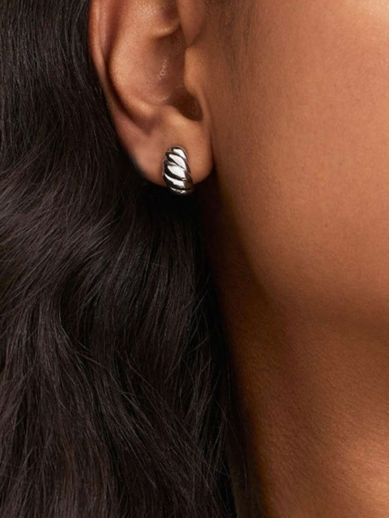 Boucles d'oreilles croissant, acier inoxydable, plaqué or 14K, mini créoles, design géométrique, modèle Ninon - Boucles d'oreilles - Or 34 mm