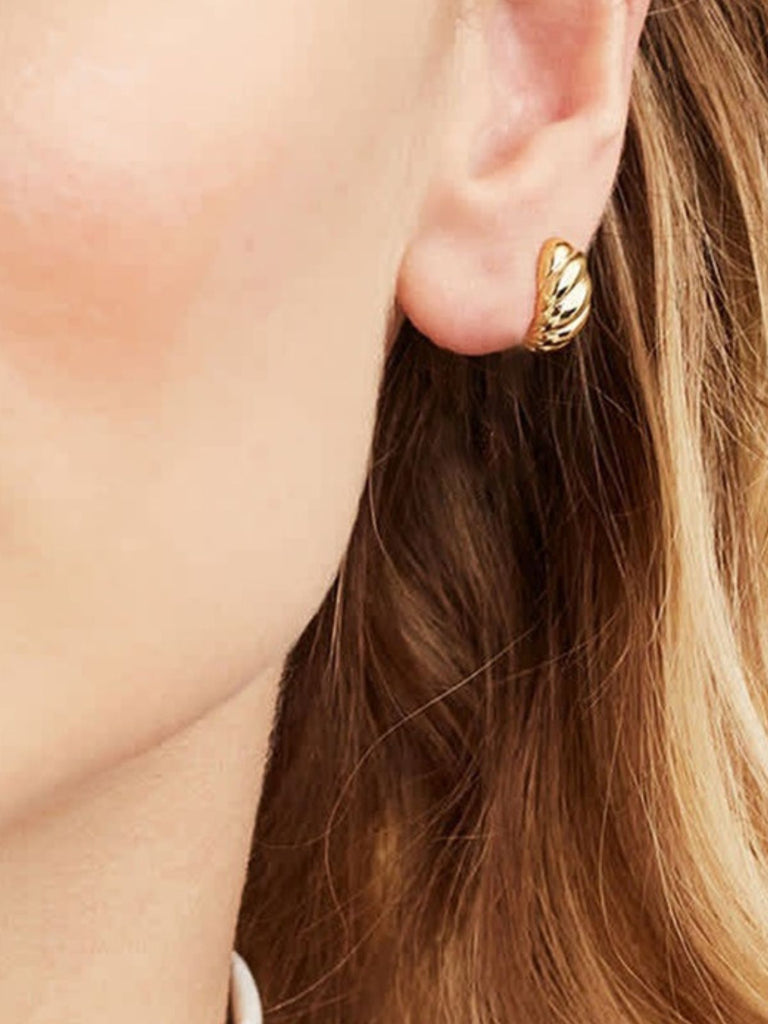 Boucles d'oreilles croissant, acier inoxydable, plaqué or 14K, mini créoles, design géométrique, modèle Ninon - Boucles d'oreilles - Or 34 mm