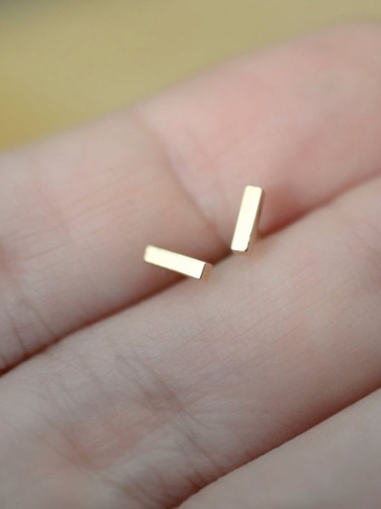 Boucles d'oreilles géométriques, design minimaliste, acier inoxydable 316, look punk, bijou moderne femme, modèle Nathalia - Boucles d'oreilles - Or 8 mm