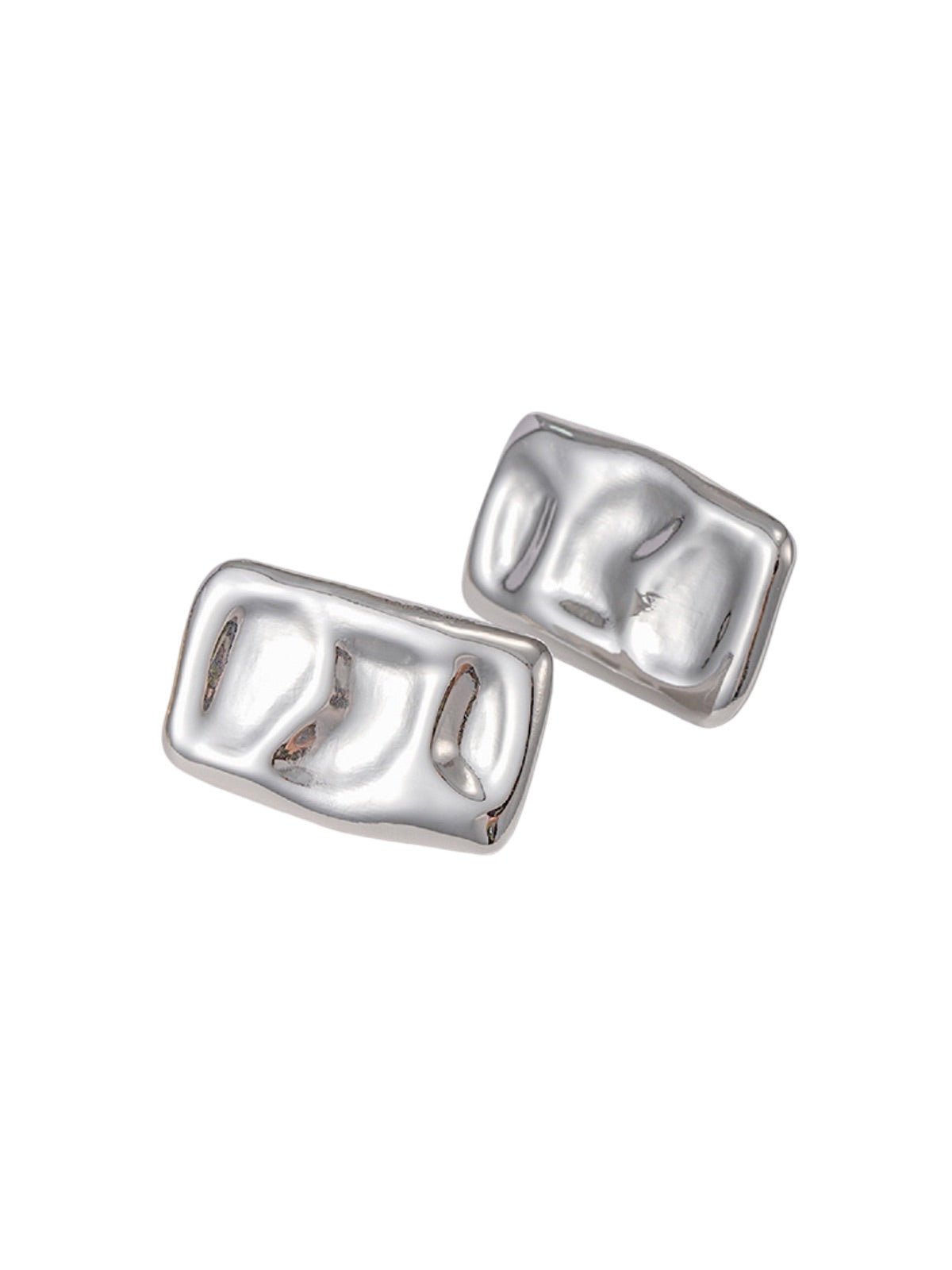 Boucles d’oreilles rectangle doré, texture martelée, acier inoxydable, style géométrique, fermoir poussette, modèle Sora - Boucles d'oreilles - Argent