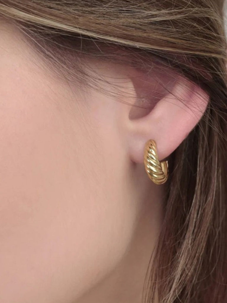 Boucles d'oreilles torsadées corne, acier inoxydable doré, forme géométrique, bijoux femme, modèle Rachilde - Boucles d'oreilles - Or 17 mm