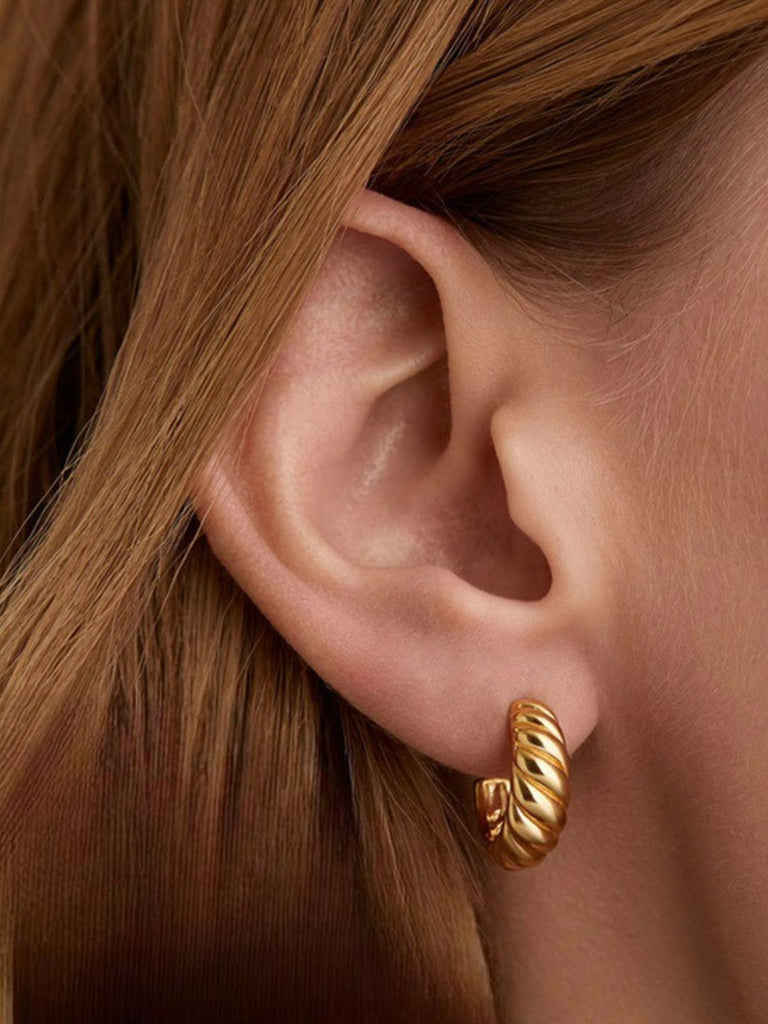 Boucles d'oreilles torsadées corne, acier inoxydable doré, forme géométrique, bijoux femme, modèle Rachilde - Boucles d'oreilles - Or 17 mm