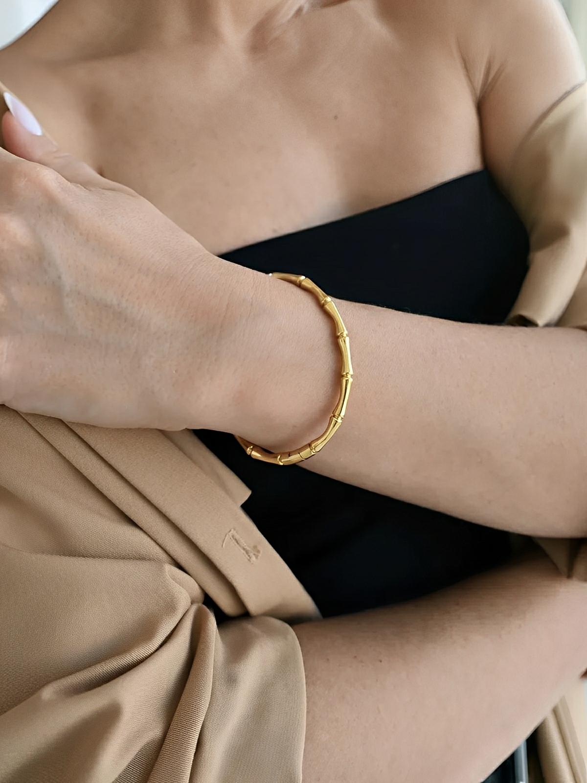 Bracelet bambou acier titane, bijou rigide femme, effet multilayer, style Old Money, cadeau chic, modèle Erica - Bracelet - Or
