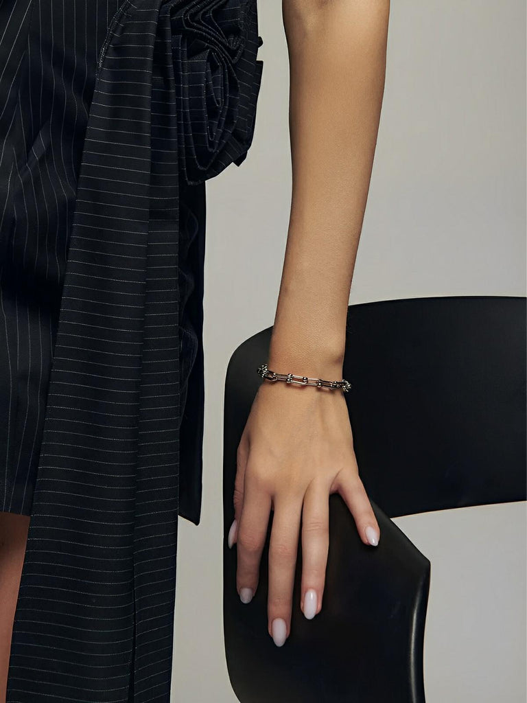 Bracelet chaîne fer à cheval, acier inoxydable, mousqueton ajustable, modèle Olivia - Bracelet - Argent