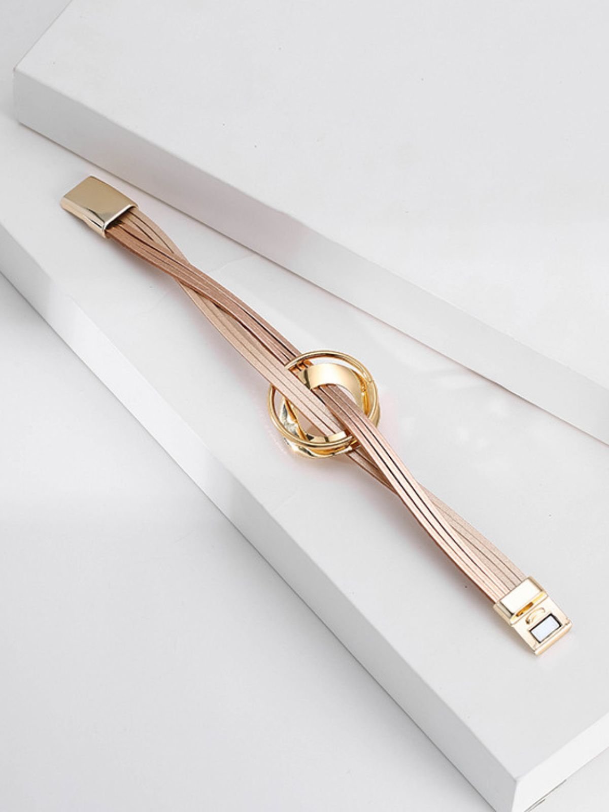 Bracelet cuir multirangs, magnétique, femme, style bohème, large, coloré, modèle Odylle - Bracelet - Rose & Blanc