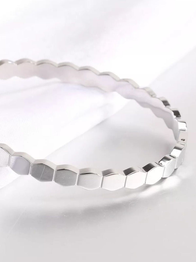 Bracelet femme acier titane, design nid d’abeille, style géométrique, finition dorée, bijou minimaliste, modèle Paoline - Bracelet - Argenté