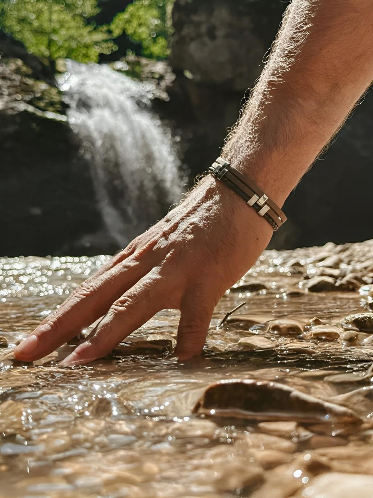 Bracelet homme en cuir, acier inoxydable, design moderne et naturel, modèle Daryl - Bracelet - Marron S