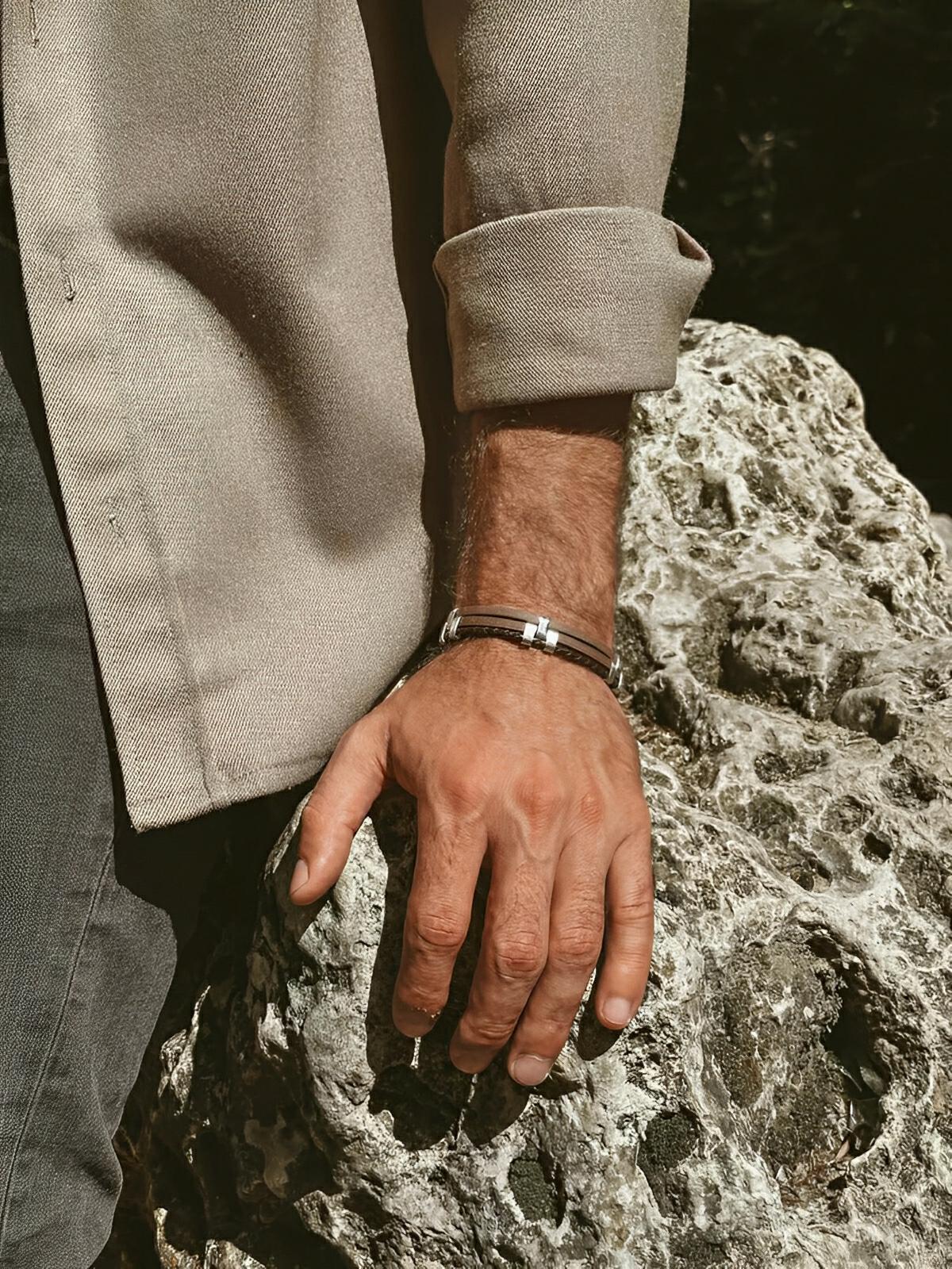 Bracelet homme en cuir, acier inoxydable, design moderne et naturel, modèle Daryl - Bracelet - Marron S