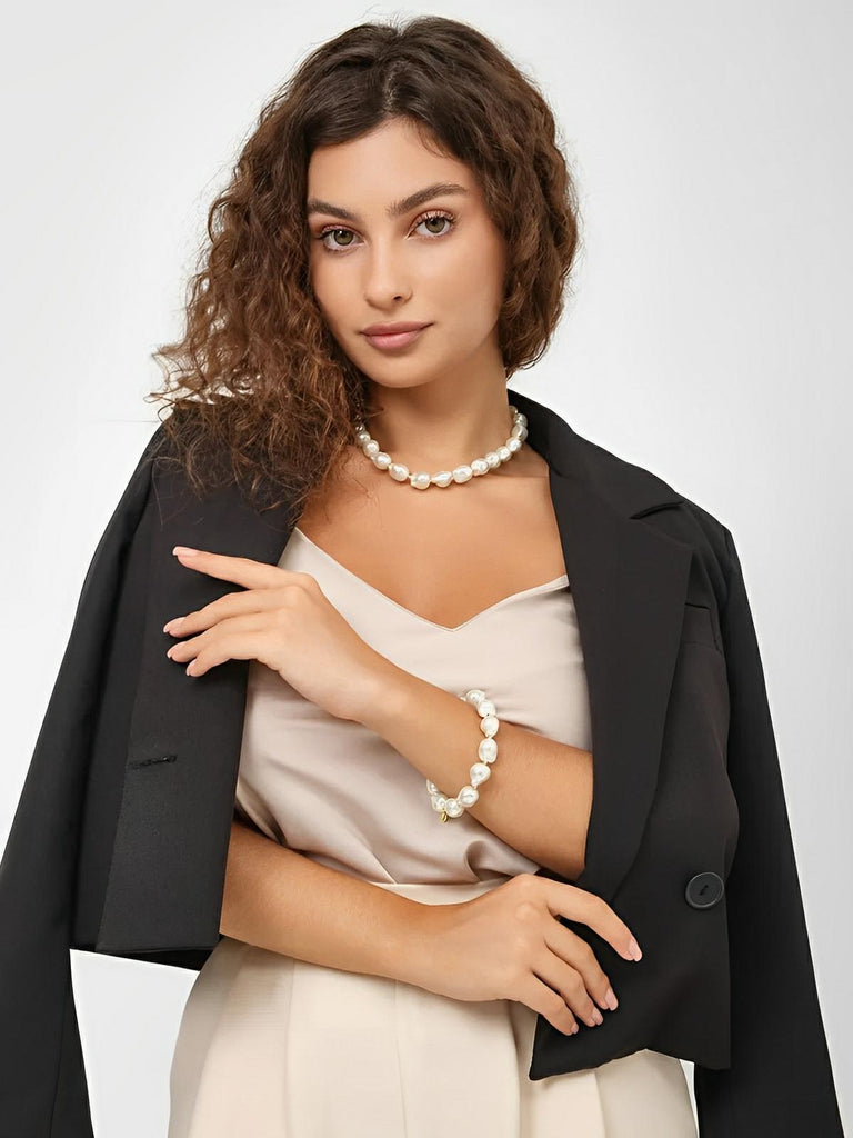 Bracelet perles baroques, perles irrégulières, look vintage, acier titane, ajustable, modèle Pascalle - Bracelet - Blanc