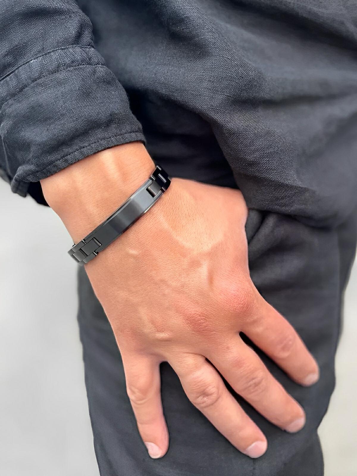 Bracelet pour homme en acier inoxydable 316L, finition brossée, ajustable, style moderne, idéal gravure, modèle Lupin - Bracelet - Noir S - M