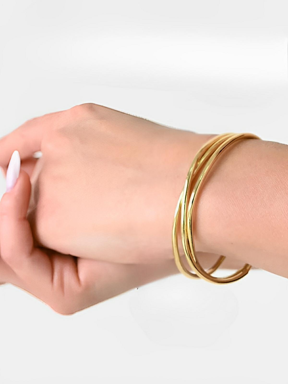 Bracelet rigide, torsadé, plaqué or, style old money, acier inoxydable, modèle Lucienne - Bracelet - Or