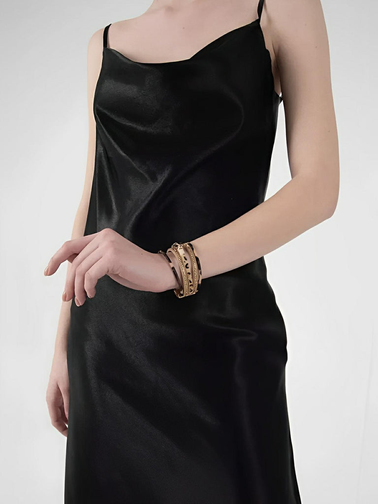 Bracelet simili vegan léopard, fermoir magnétique, déco dorée, style safari, poils effet fourrure, modèle Alya - Bracelet - Beige