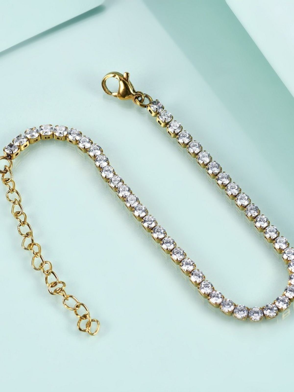 Bracelet tennis femme, or blanc, zircon scintillant, style luxe, fermoir sécurisé, modèle Larissa - Bracelet - Or