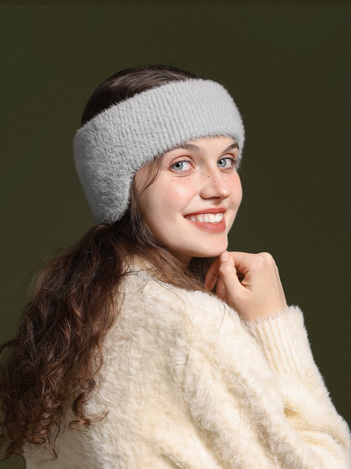 Cache - oreilles hiver doux, bandeau chaud, protection anti - froid, confort moelleux, accessoire de sport, style décontracté, modèle Sadire - Cache - oreilles - Gris