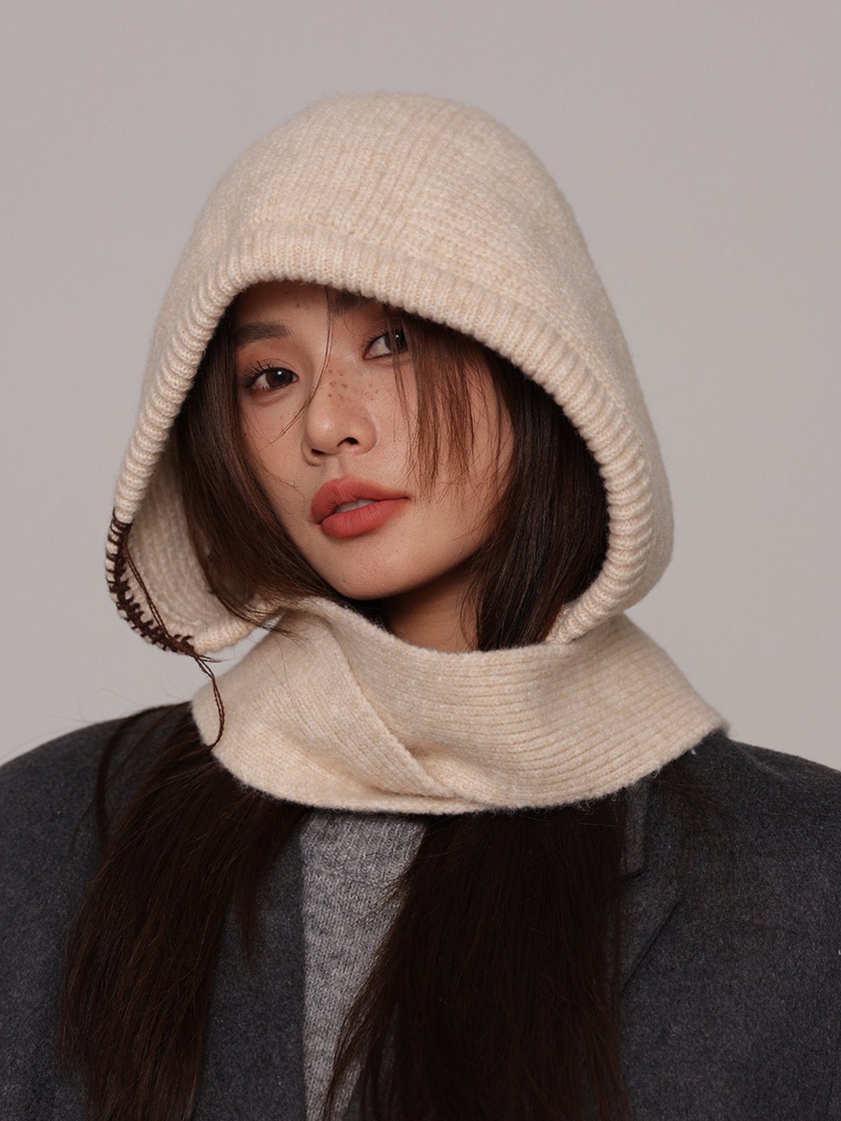 Cagoule femme hiver, écharpe tricot laine intégrée, bonnet capuche chaude, balaclava douce et confortable, cagoule mode, modèle Dipsy - Écharpe - Beige