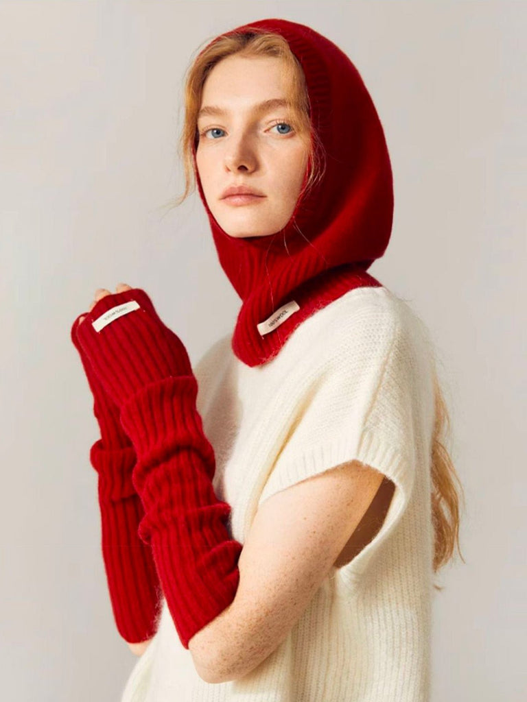 Cagoule femme laine mérinos, tricot doux et chaud, col intégré hiver, accessoire mode protection froid, bonnet cagoule chic, modèle Olise - Écharpe - Rouge