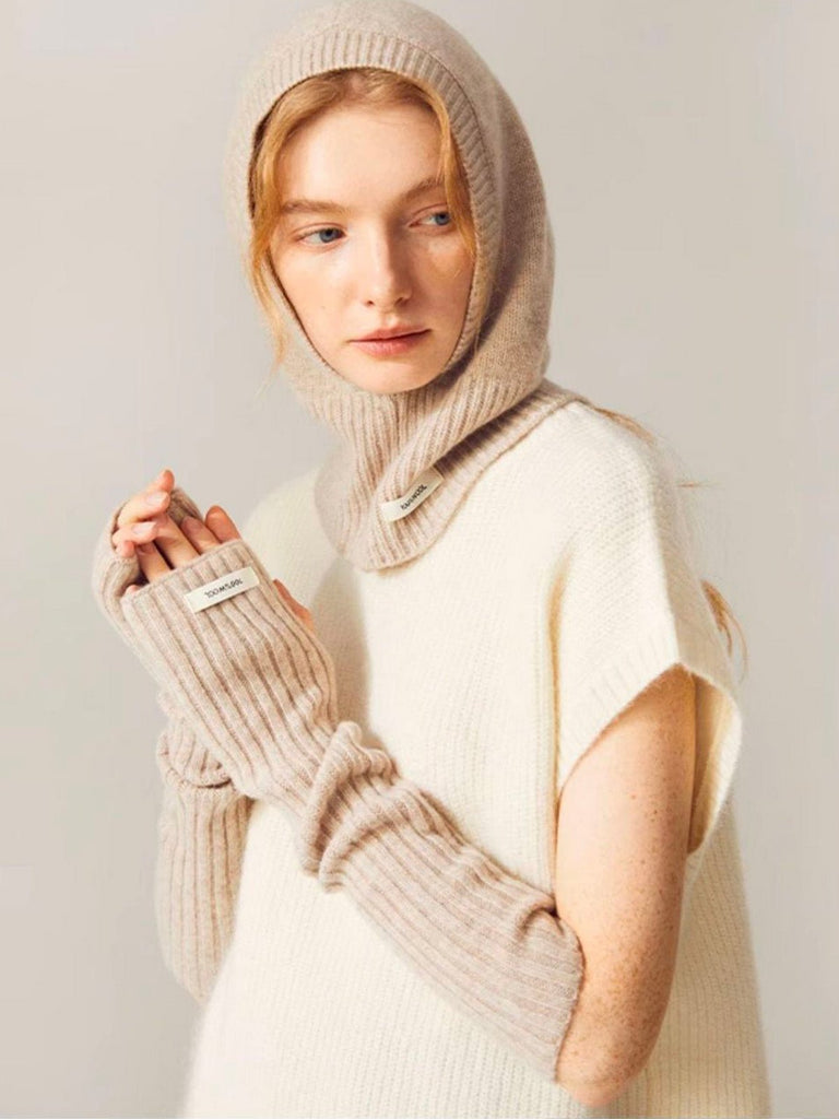Cagoule femme laine mérinos, tricot doux et chaud, col intégré hiver, accessoire mode protection froid, bonnet cagoule chic, modèle Olise - Écharpe - Beige