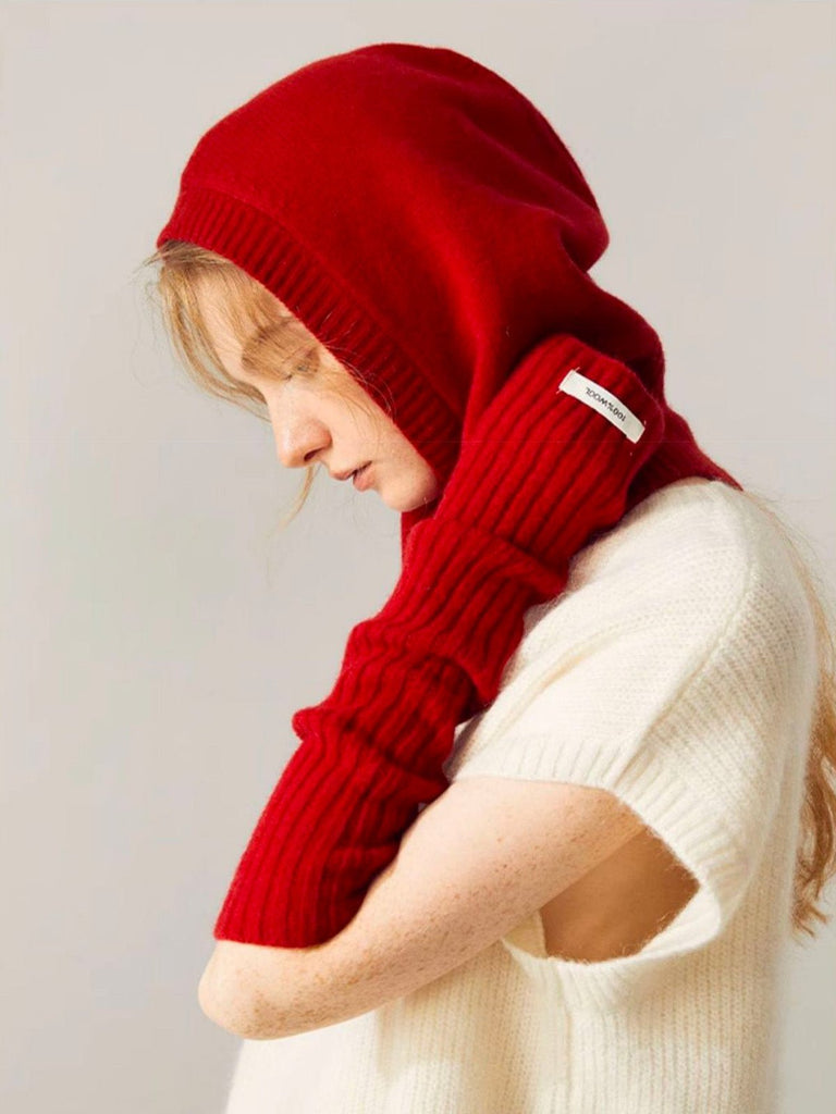 Cagoule femme laine mérinos, tricot doux et chaud, col intégré hiver, accessoire mode protection froid, bonnet cagoule chic, modèle Olise - Écharpe - Rouge
