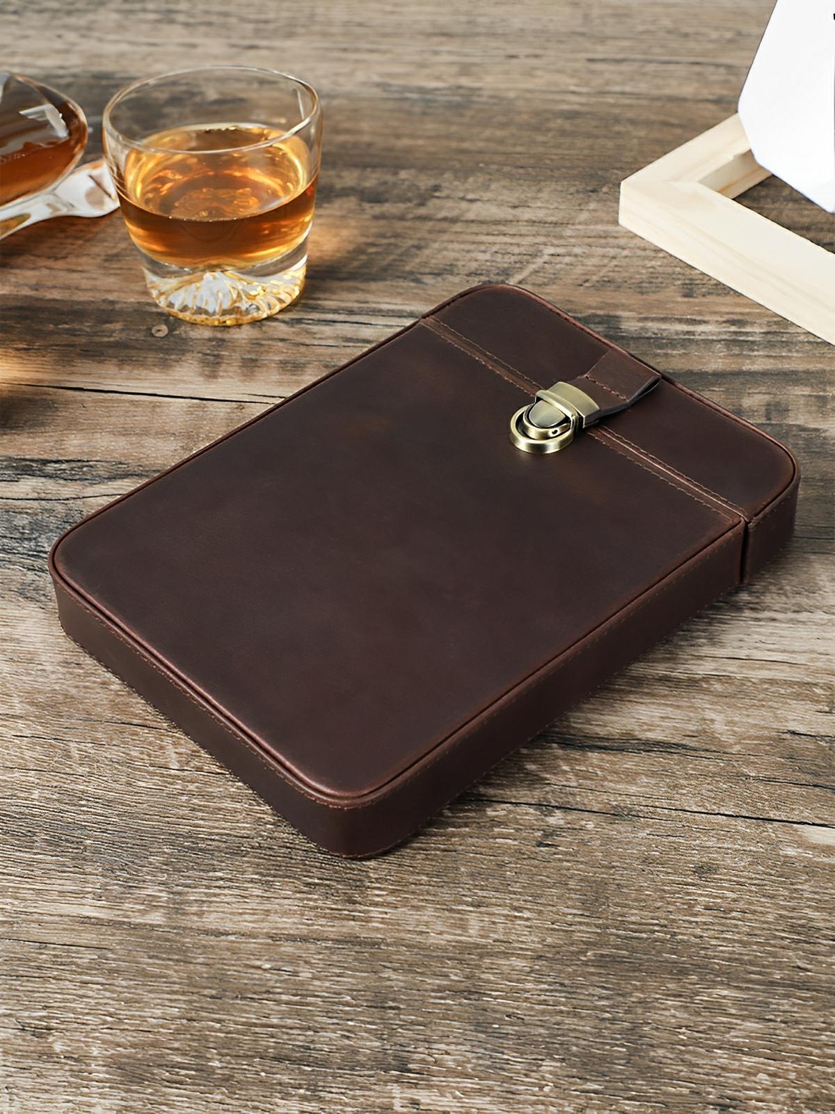 Cave à cigares, en cuir, forte de caractère, modèle Firminius - Coffret - Café