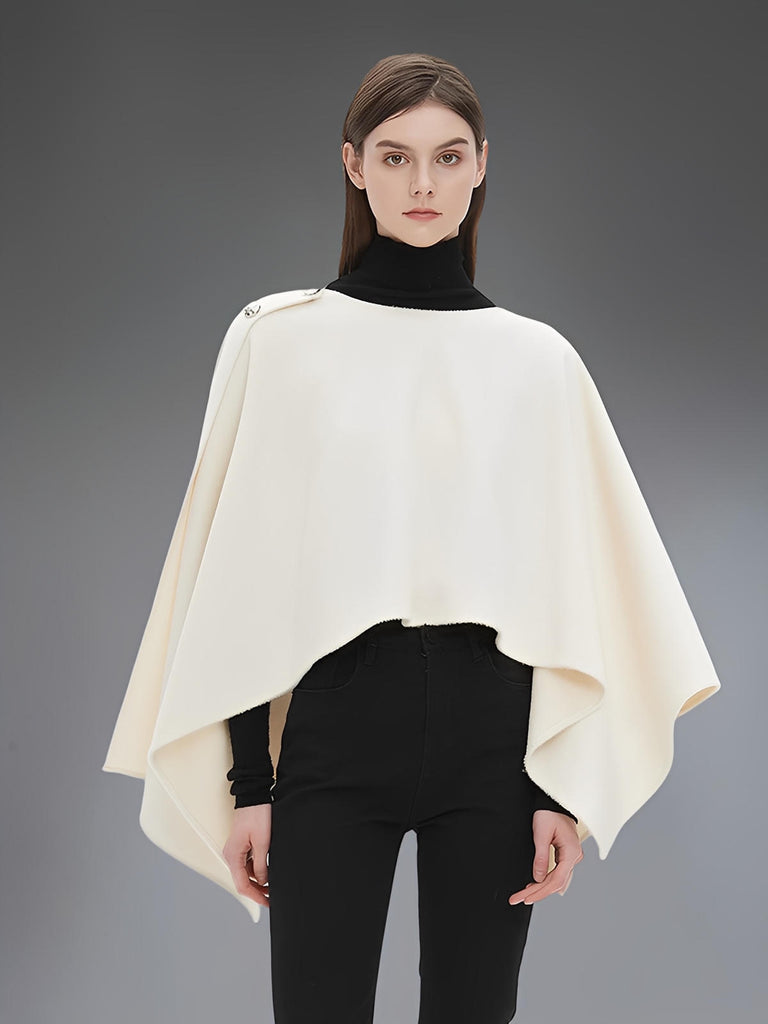 Châle à boutons, cape fluide, poncho doux, châle chaud femme, couvre - épaules hiver, châle élégant noir blanc, modèle Sandrine - Châle - Blanc