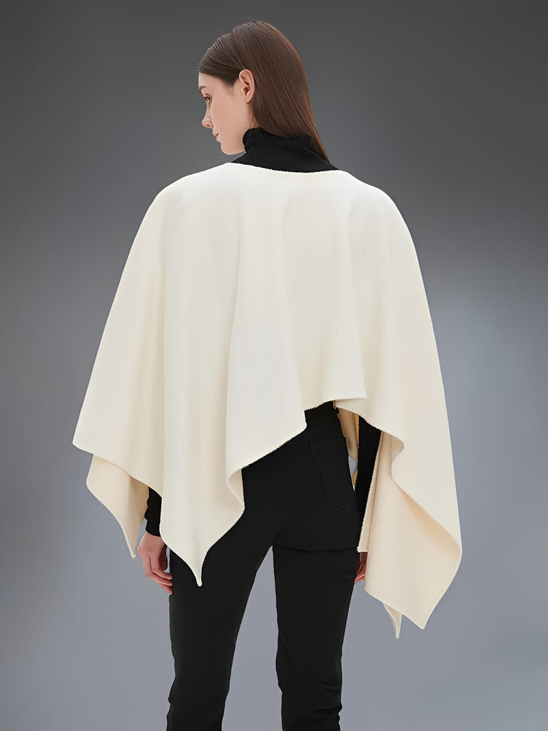Châle à boutons, cape fluide, poncho doux, châle chaud femme, couvre - épaules hiver, châle élégant noir blanc, modèle Sandrine - Châle - Blanc
