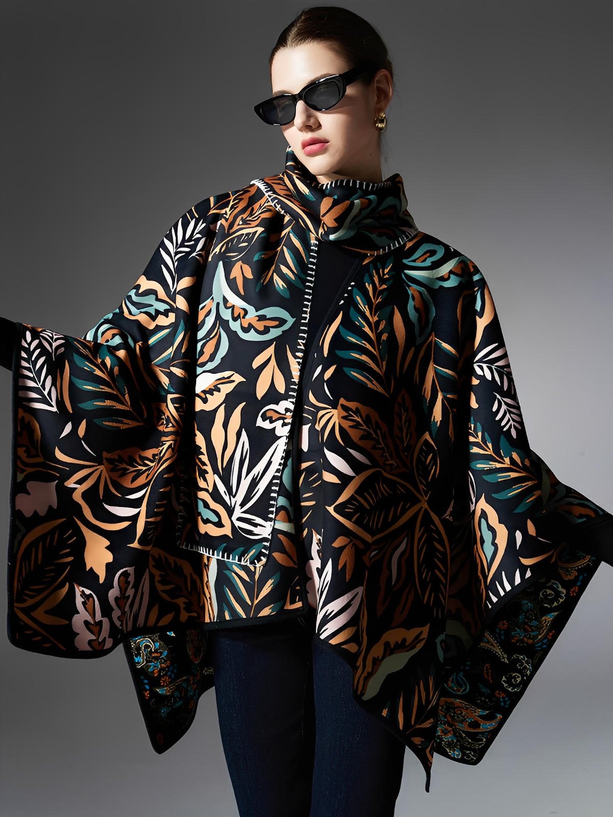 Châle double face, cape fluide femme, motifs feuillage coloré, écharpe large hiver, accessoire chaud, mode automne hiver, modèle Bonnie - Châle - Multicolore