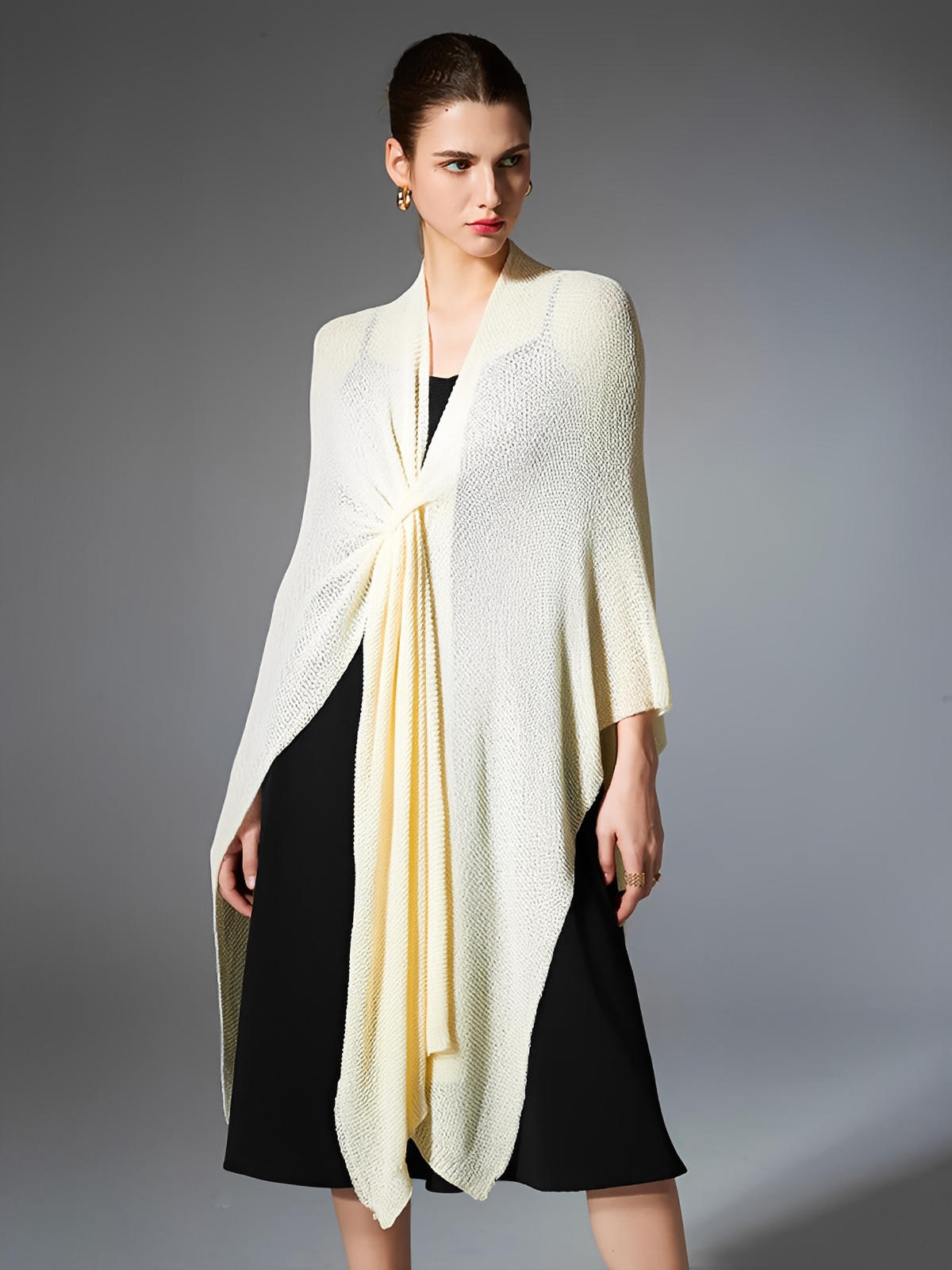 Châle léger en maille fine, châle femme doux, châle long cocooning, accessoire mode printemps été, châle respirant confortable, modèle Opianne