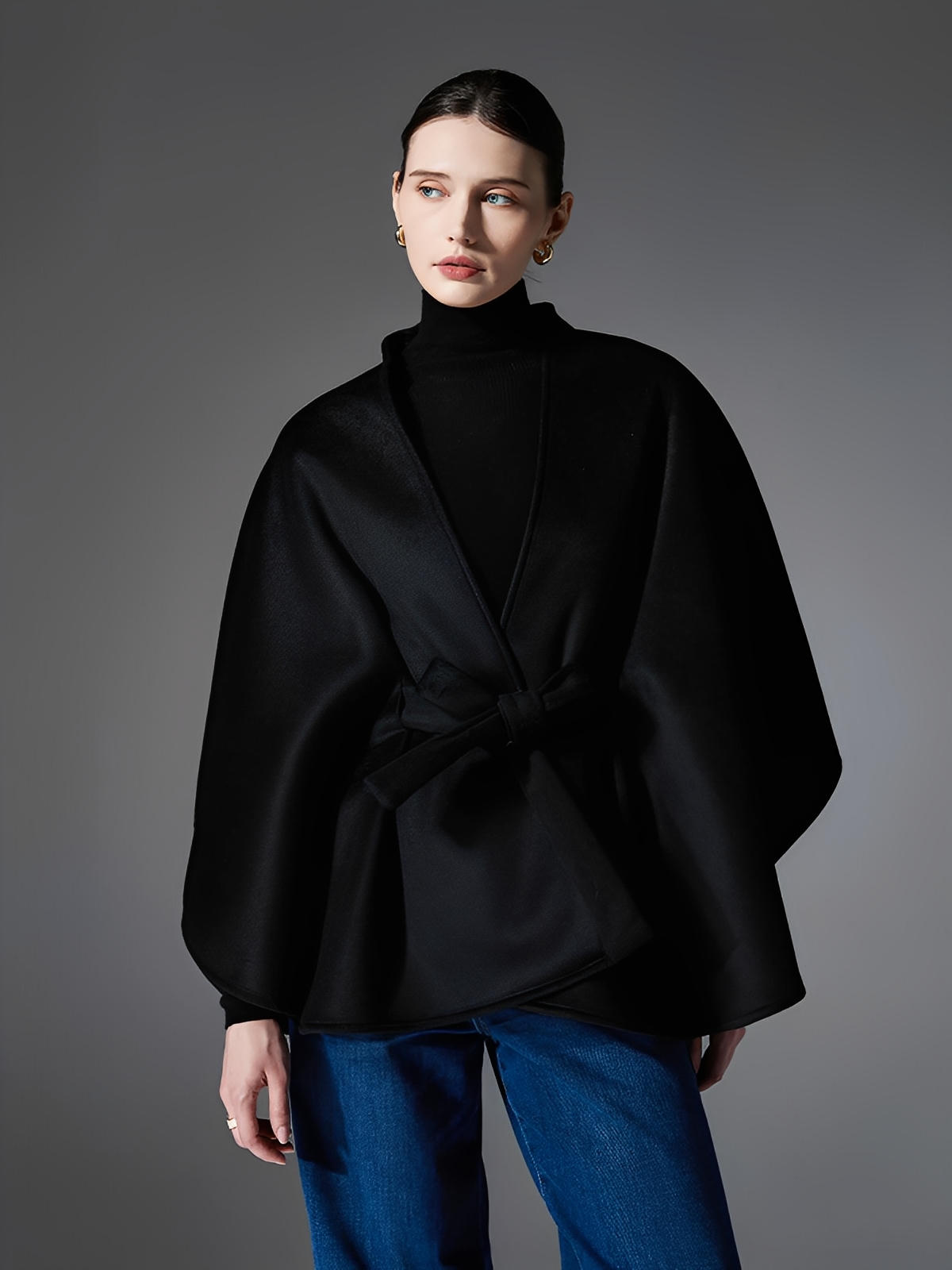 Châle noir, cape double face, châle ceinturé femme, poncho chaud hiver, manteau ample élégant, cape noire laine, châle automne hiver, modèle Sorane - Châle - Noir
