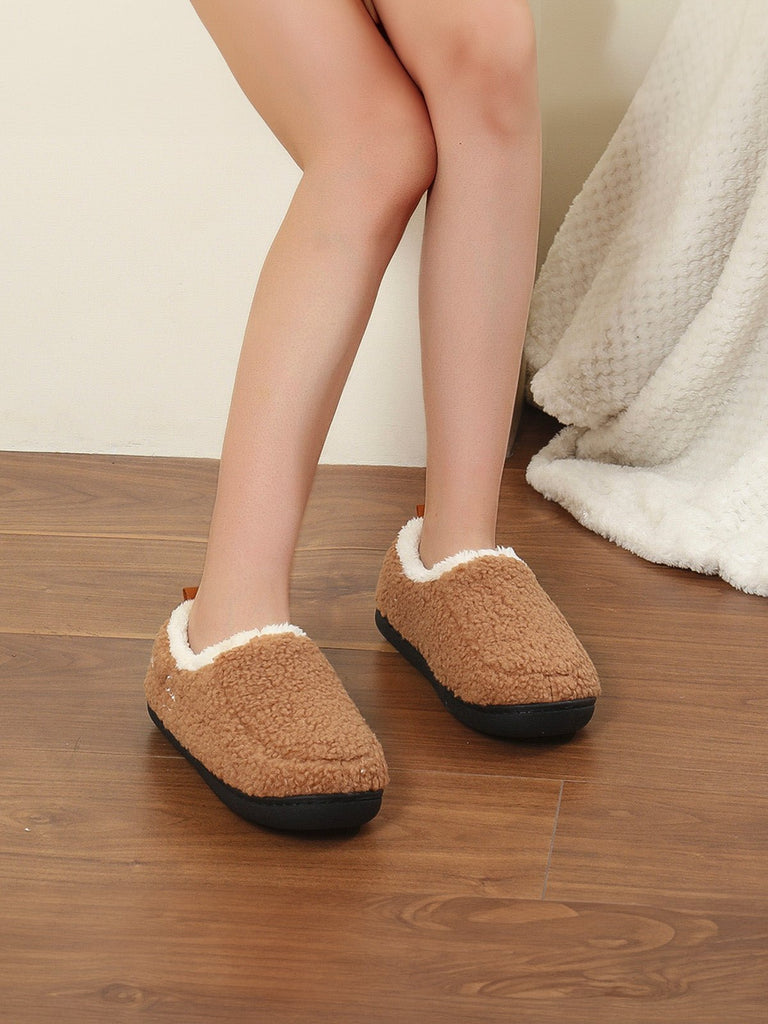 Chaussons d’hiver chaud, pantoufles fourrées confort, chaussons antidérapants maison, chaussures cocooning intérieur, modèle Wand - Chaussons - Camel XXS