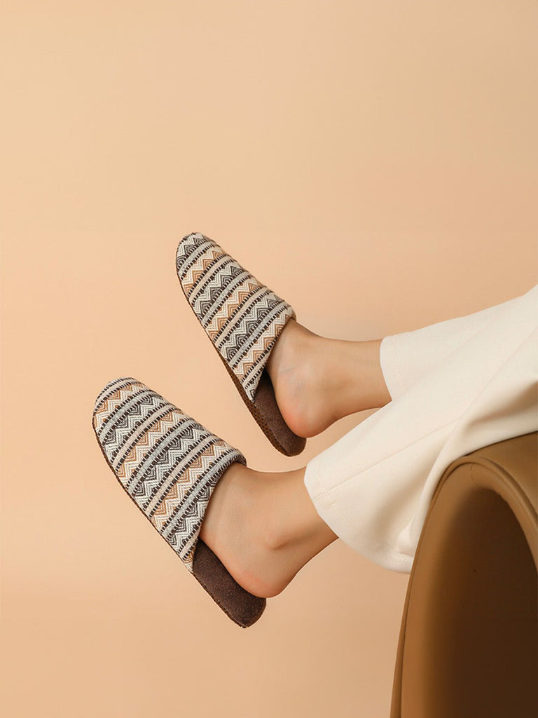 Chaussons d’intérieur coton, semelle souple antidérapante, confort thermique toutes saisons, chaussons unisexe, style maison cosy, modèle Cirmus - Chaussons - Marron XXS