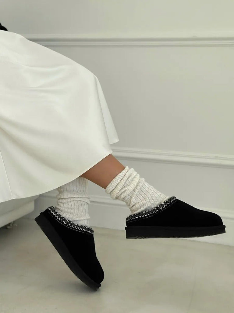 Chaussons femme hiver, chaussons fourrés laine pour l'hiver, chaussons semelle épaisse, confort maison, basket d'hiver, modèle Sinda - Chaussons - Noir 3XS