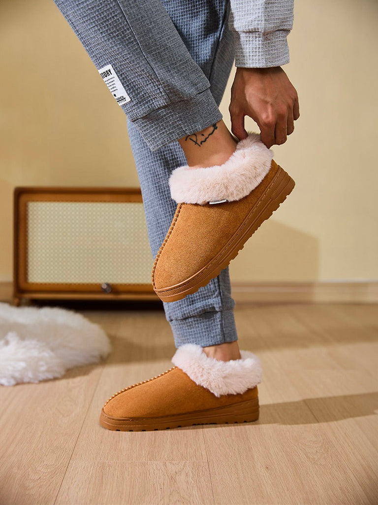 Chaussons hiver fourrés, intérieur doux, semelle antidérapante, confort thermique, style unisexe, couleurs variées, modèle Spridz - Chaussons - Camel XXS