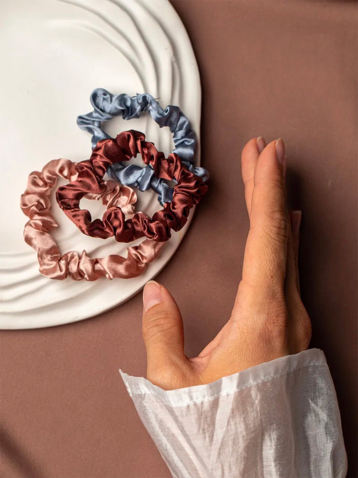 Chouchous cheveux satin, élastique cheveux femme, lot chouchous colorés, accessoire coiffure, attache cheveux doux, modèle Osiris - Chouchou - Multicolore